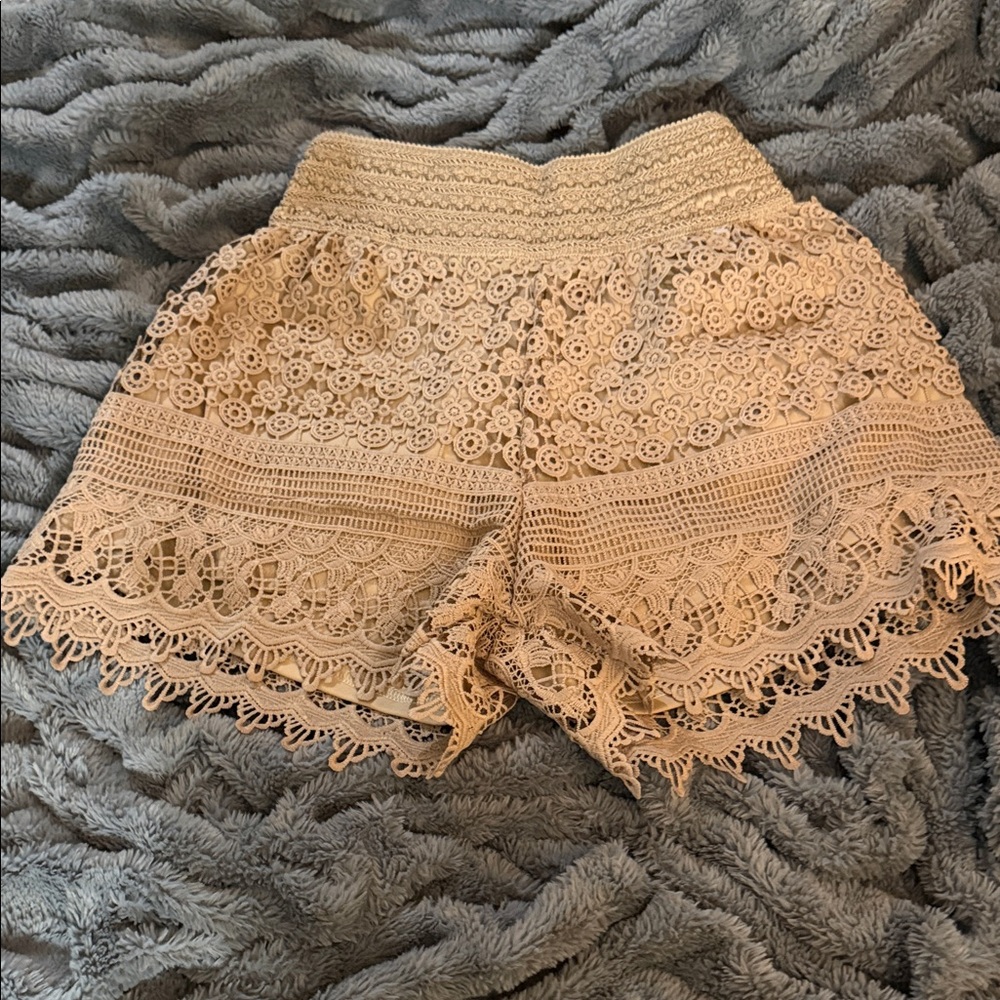 Chic Crochet Lace High Waist Shorts - Tan